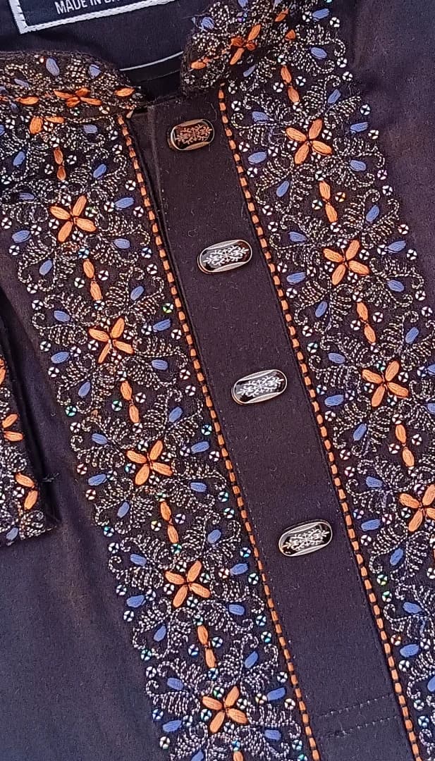 প্রিমিয়াম Black অরিজিনাল ইন্ডিয়ান সফট শাটন কটন পাঞ্জাবি – আরাম, স্টাইল ও দীর্ঘস্থায়ী গুণগত মানের নিশ্চয়তা